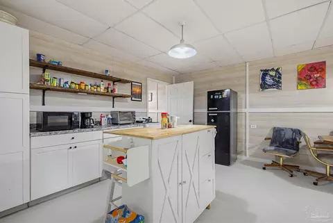Kitchen - 2066 Sid Hayes Rd, Jay, FL 32565 photo 1 of 2
