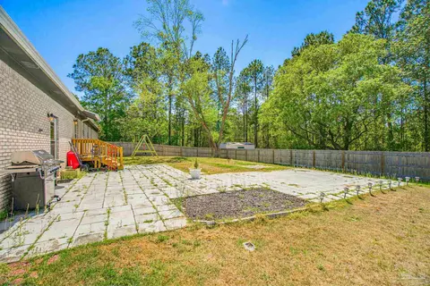 Exterior - 2997 N 34th Ave, Milton, FL 32583 photo 7 of 8