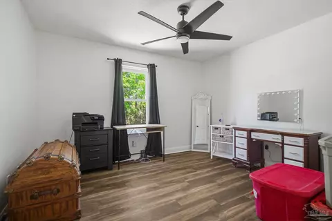 Bedroom - 2997 N 34th Ave, Milton, FL 32583 photo 10 of 11
