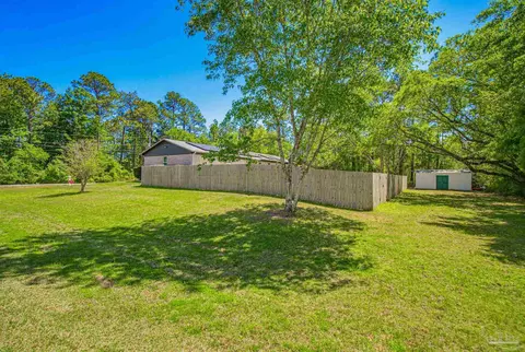 Exterior - 2997 N 34th Ave, Milton, FL 32583 photo 6 of 8