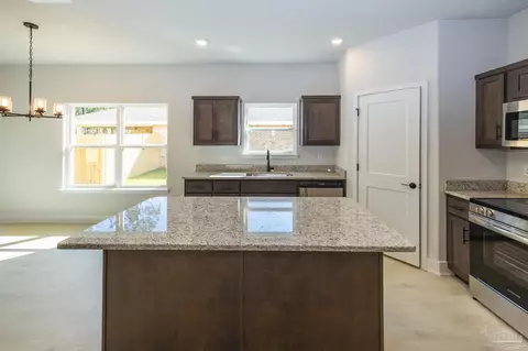 Kitchen - 5987 Willow Mist Ct, Pace, FL 32571 photo 1 of 3