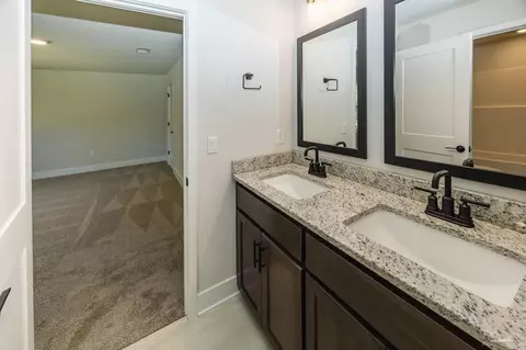 Bath - 5987 Willow Mist Ct, Pace, FL 32571 photo 6 of 7