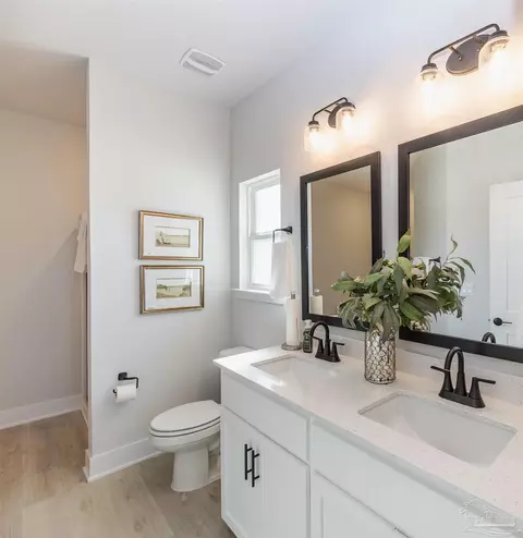 Bath - 5975 Willow Mist Ct, Pace, FL 32571 photo 1 of 2