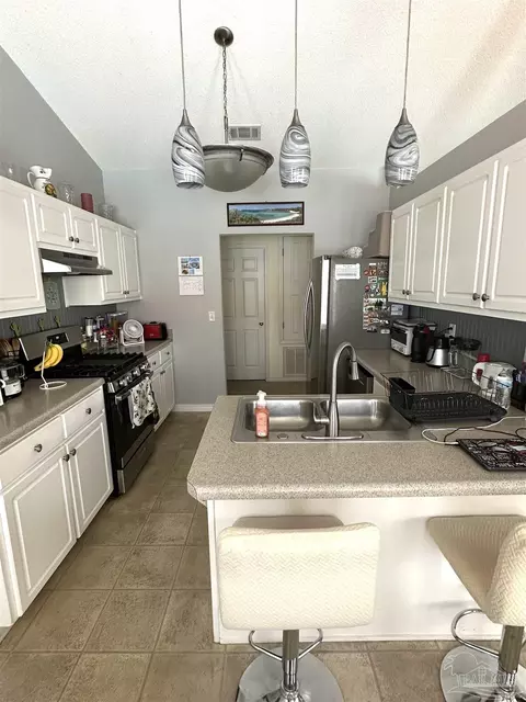 Kitchen - 4806 Oscar Ln, Pace, FL 32571 photo 1 of 4