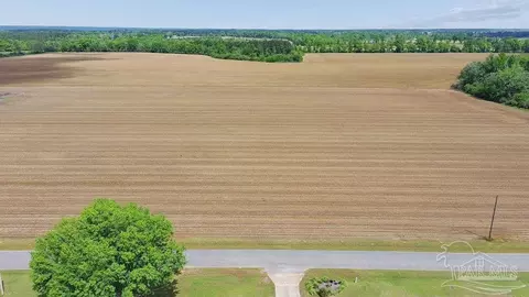 3 Mineral Springs Rd # B, Jay, FL 32565