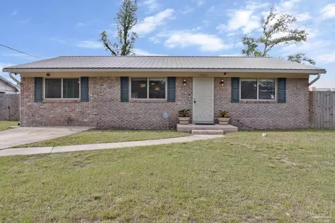 2325 Merle Cir, Pensacola, FL 32526