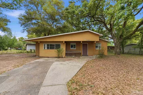 4482 Rochelle Dr, Pensacola, FL 32505