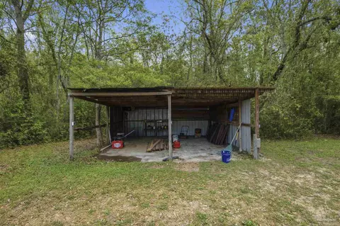 Exterior - 4032 Mae Ln, Milton, FL 32583 photo 7 of 12