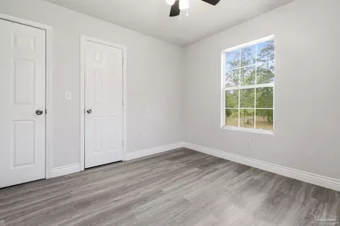 Bedroom - 4032 Mae Ln, Milton, FL 32583 photo 3 of 5
