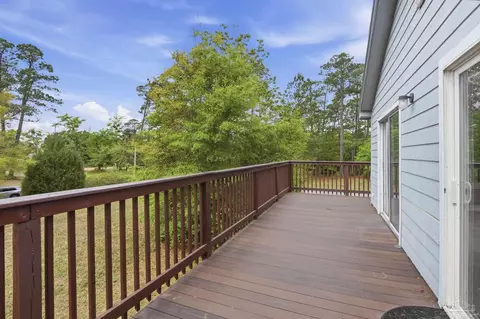 Exterior - 4032 Mae Ln, Milton, FL 32583 photo 10 of 12