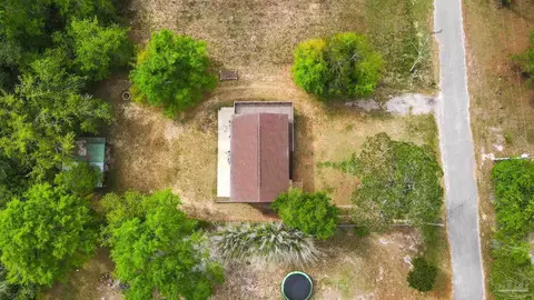 View/Area - 4032 Mae Ln, Milton, FL 32583 photo 2 of 9