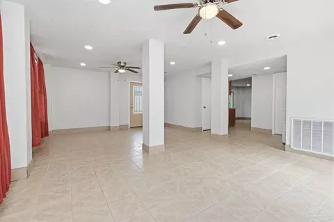 Living - 4032 Mae Ln, Milton, FL 32583 photo 5 of 5
