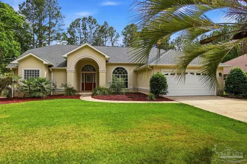 7535 Corral Rd, Milton, FL 32583