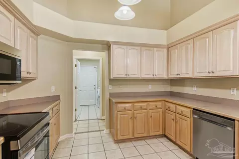 Kitchen - 7535 Corral Rd, Milton, FL 32583 photo 3 of 4