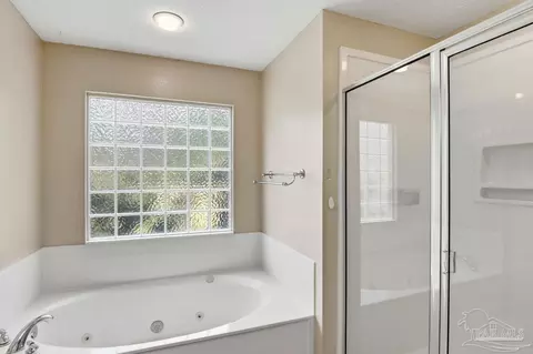 Bath - 7535 Corral Rd, Milton, FL 32583 photo 3 of 3