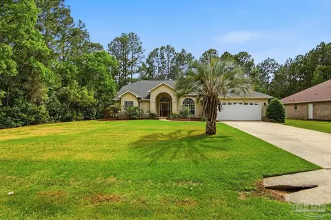 Exterior - 7535 Corral Rd, Milton, FL 32583 photo 4 of 14