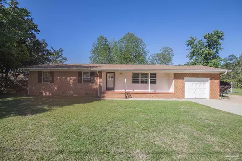 6111 Confederate Dr, Pensacola, FL 32503
