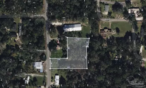 413 Young St, Fairhope, AL 36532