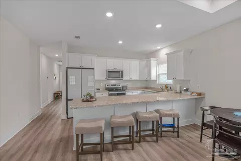 Kitchen - 3003 N 33rd Ave, Milton, FL 32583 photo 1 of 6