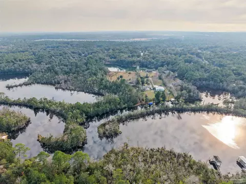 View/Area - 4621 Riley Rd, Milton, FL 32583 photo 4 of 7