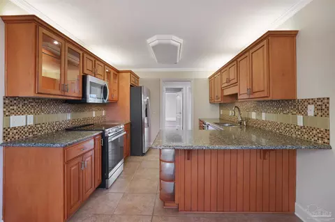 Kitchen - 4621 Riley Rd, Milton, FL 32583 photo 1 of 3