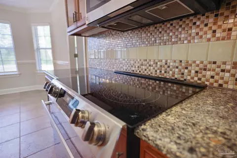 Kitchen - 4621 Riley Rd, Milton, FL 32583 photo 3 of 3