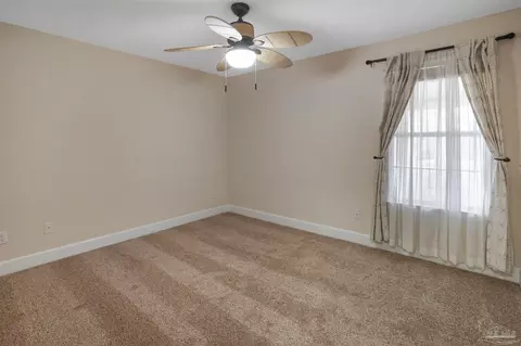 Bedroom - 4621 Riley Rd, Milton, FL 32583 photo 4 of 4