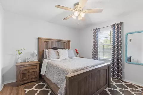 Bedroom - 5091 Pennington Ln, Pace, FL 32571 photo 3 of 6
