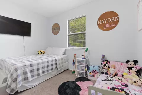 Bedroom - 5091 Pennington Ln, Pace, FL 32571 photo 1 of 6