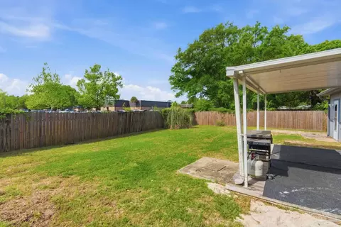 Exterior - 5091 Pennington Ln, Pace, FL 32571 photo 6 of 7