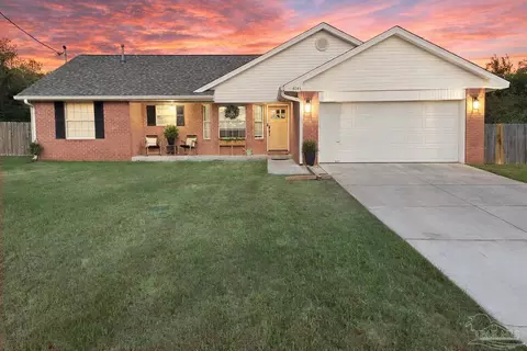 4245 Frasier Ln, Pace, FL 32571