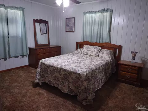 Bedroom - 521 Cox Rd, Mcdavid, FL 32568 photo 1 of 3