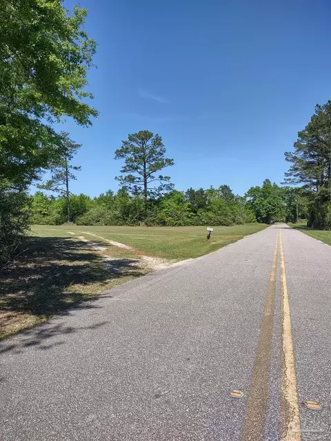 Other - 521 Cox Rd, Mcdavid, FL 32568 photo 5 of 12