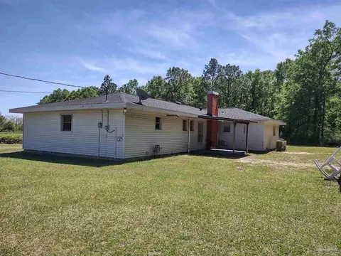 Exterior - 521 Cox Rd, Mcdavid, FL 32568 photo 9 of 10