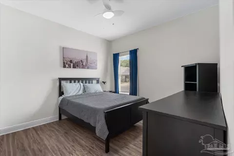 Bedroom - 5324 Red Shoulder Rd, Pace, FL 32571 photo 4 of 5