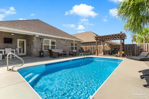 Exterior - 5324 Red Shoulder Rd, Pace, FL 32571 photo 9 of 16