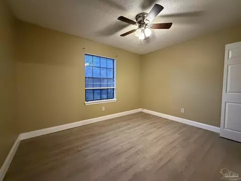 Bedroom - 6635 Wesdon Ct, Milton, FL 32570 photo 7 of 7