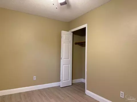 Bedroom - 6635 Wesdon Ct, Milton, FL 32570 photo 5 of 7