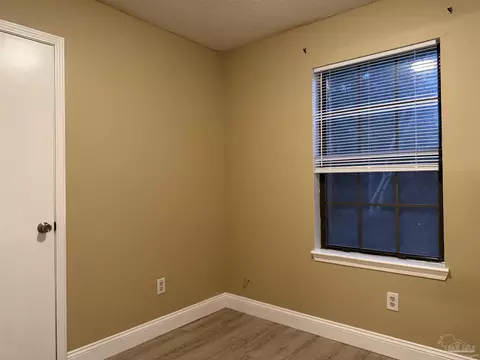 Bedroom - 6635 Wesdon Ct, Milton, FL 32570 photo 4 of 7