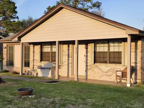 832 Amberwood Dr, Pensacola, FL 32506