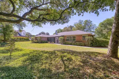 Exterior - 3024 Greystone Dr, Pace, FL 32571 photo 12 of 15