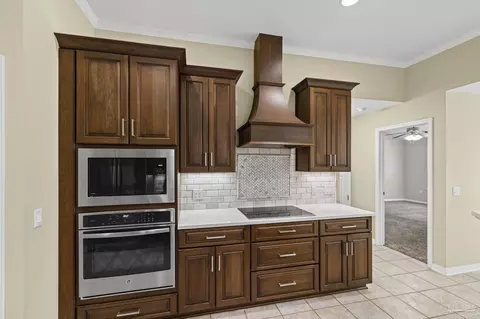 Kitchen - 3024 Greystone Dr, Pace, FL 32571 photo 2 of 5