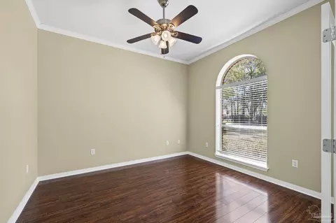 Living - 3024 Greystone Dr, Pace, FL 32571 photo 2 of 7
