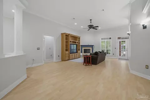 Living - 2855 Walling Rd, Milton, FL 32570 photo 1 of 8
