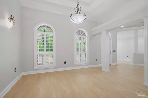 Living - 2855 Walling Rd, Milton, FL 32570 photo 4 of 8