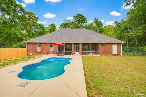 Exterior - 2855 Walling Rd, Milton, FL 32570 photo 8 of 11