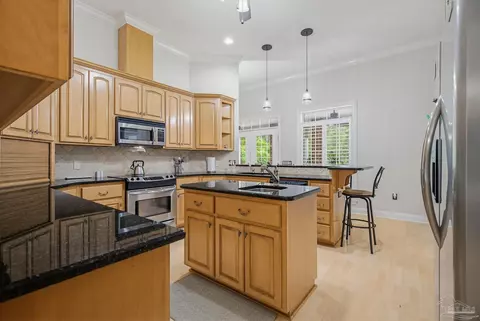 Kitchen - 2855 Walling Rd, Milton, FL 32570 photo 5 of 5