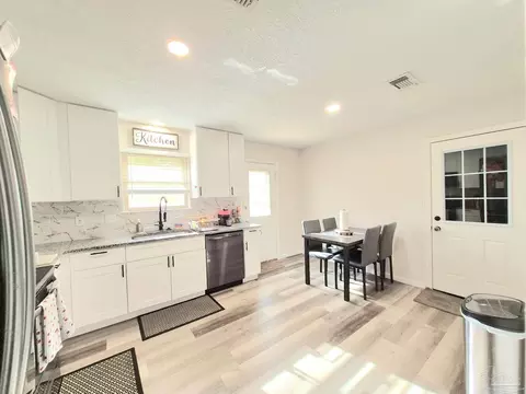 Kitchen - 5441 Gwen Ln, Pace, FL 32571 photo 1 of 11