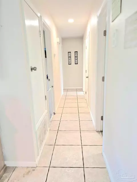 Entry Way - 5441 Gwen Ln, Pace, FL 32571 photo 5 of 5