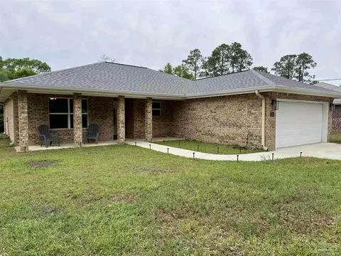 5553 Riviera Dr, Milton, FL 32583